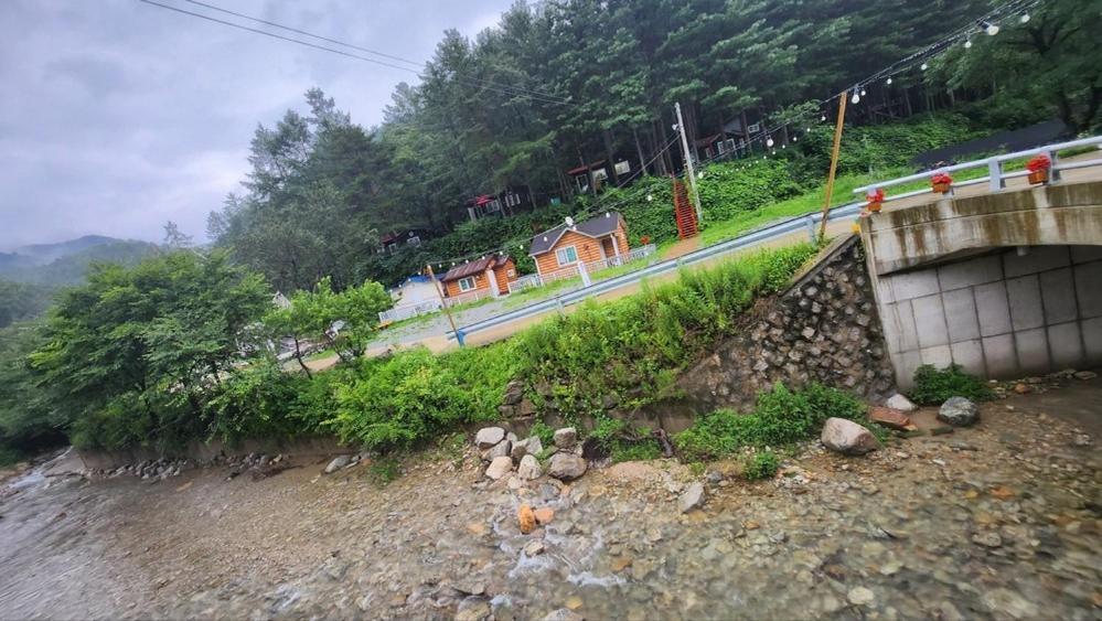 Hongcheon Gongjaksan Recreational Forest Pension Dış mekan fotoğraf