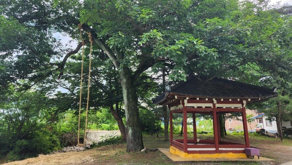 Hongcheon Gongjaksan Recreational Forest Pension Dış mekan fotoğraf