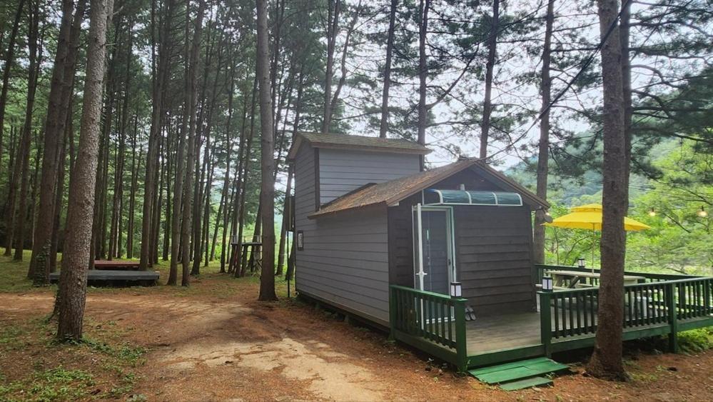 Hongcheon Gongjaksan Recreational Forest Pension Dış mekan fotoğraf